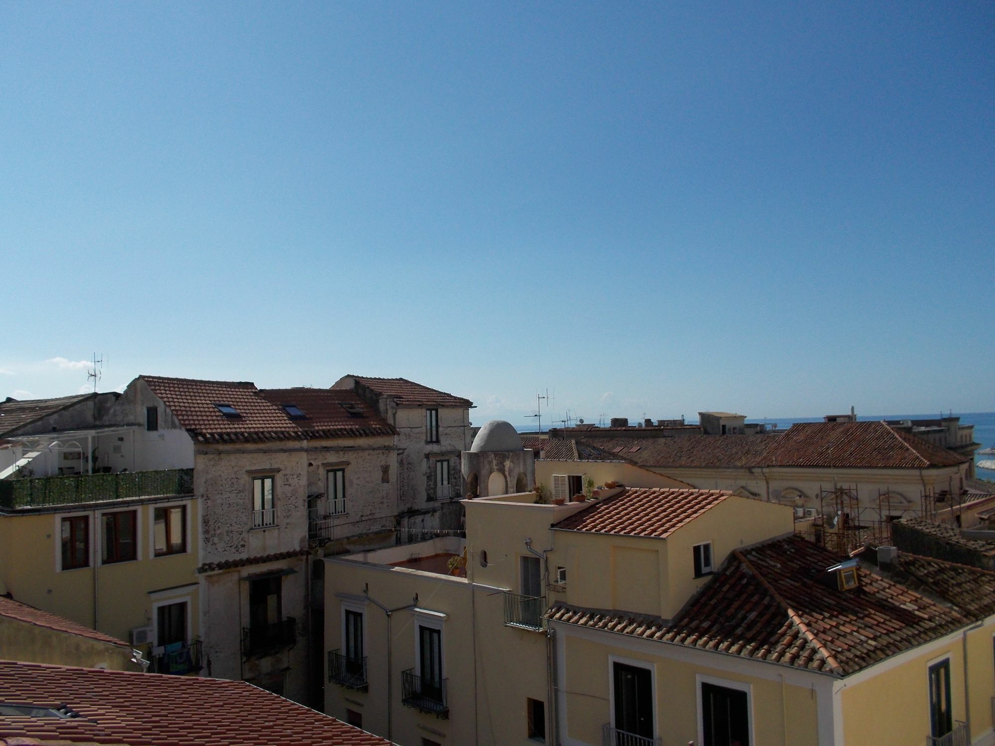 Le Stanze Del Poeta Hotel Salerno Exterior photo